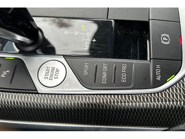 Bmw 318 d - afbeelding 14 van  27