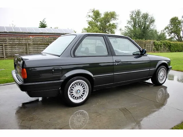 Bmw 318 is (e30) 1.8 benzine handleiding - oldtimer - afbeelding 21 van  33