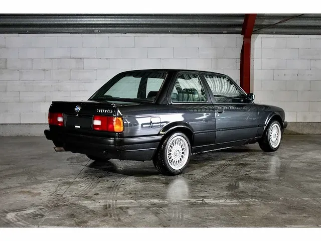 Bmw 318 is (e30) 1.8 benzine handleiding - oldtimer - afbeelding 31 van  33