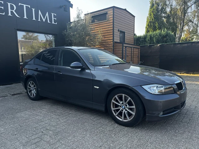 Bmw 318d, 2006 - afbeelding 23 van  49