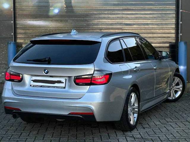 Bmw 318d, 2015 - afbeelding 10 van  16