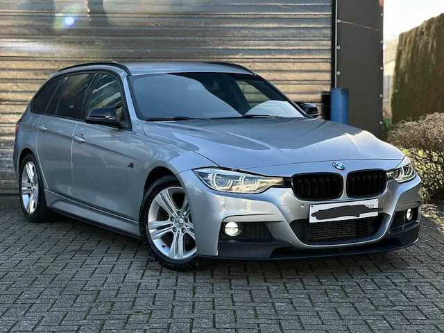 Bmw 318d, 2015 - afbeelding 11 van  16