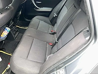Bmw 318d personenauto - afbeelding 7 van  12
