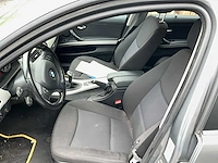 Bmw 318d personenauto - afbeelding 8 van  12