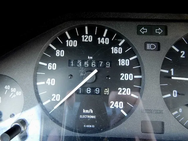 Bmw 318i automatic touring, p-547-jn - afbeelding 10 van  22