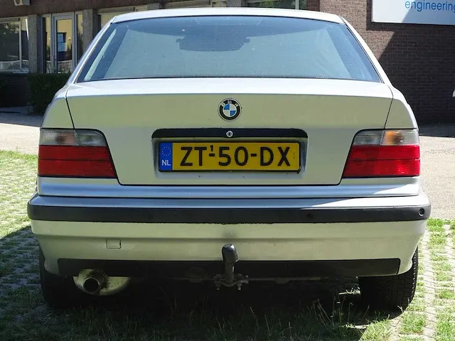 Bmw 318i automatic, zt-50-dx - afbeelding 5 van  53