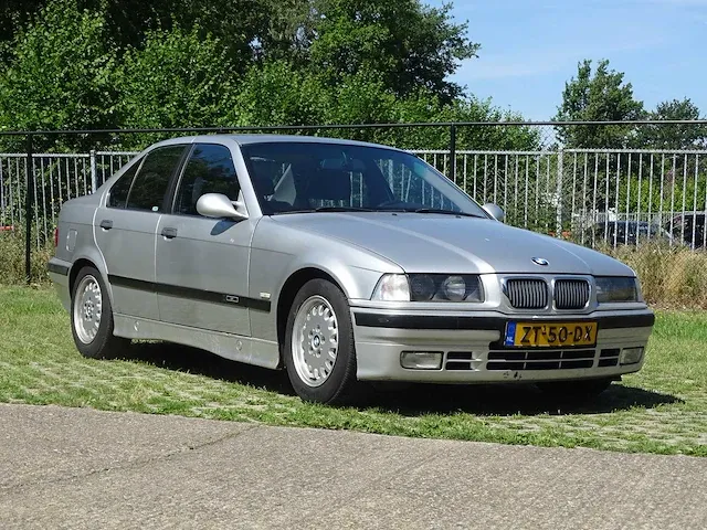 Bmw 318i automatic, zt-50-dx - afbeelding 45 van  53