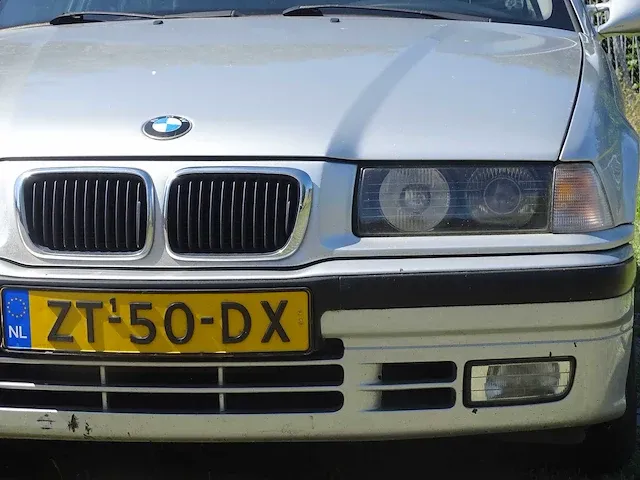 Bmw 318i automatic, zt-50-dx - afbeelding 53 van  53