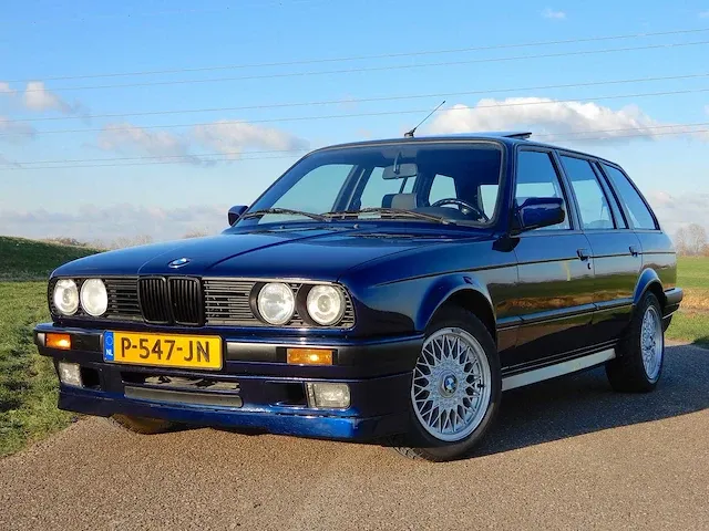 Bmw 318i touring automatic, p-547-jn - afbeelding 1 van  22