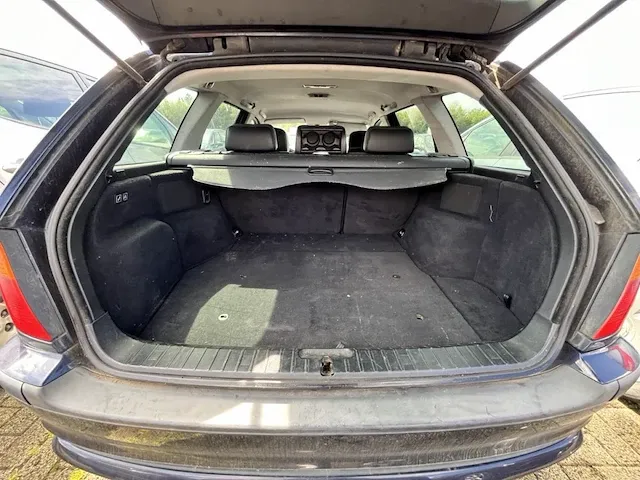 Bmw 320, 2001 - afbeelding 10 van  21