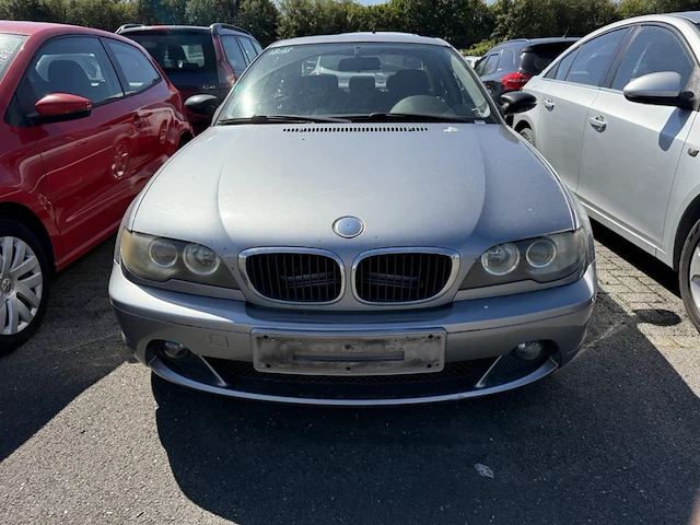 Bmw 320, 2004 - afbeelding 2 van  30