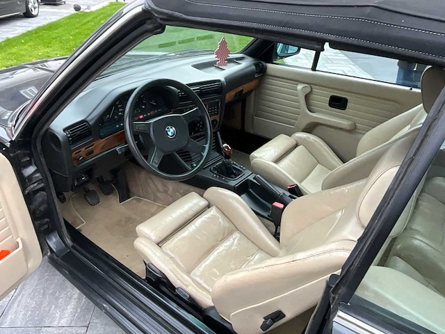 Bmw 320 i - afbeelding 7 van  51