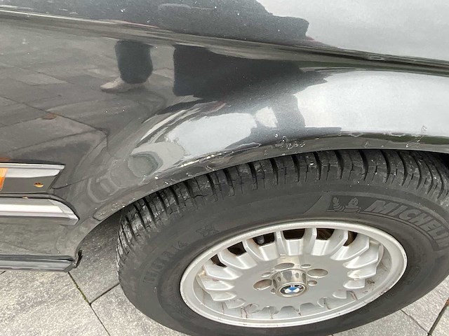 Bmw 320 i - afbeelding 38 van  51