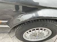 Bmw 320 i - afbeelding 38 van  51