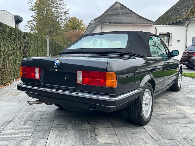 Bmw 320 i - afbeelding 45 van  51