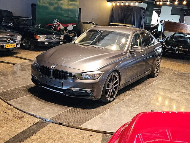 Bmw 320d diesel 2013 (marge) - afbeelding 1 van  1