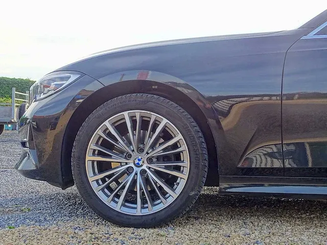 Bmw 320d touring - afbeelding 2 van  50
