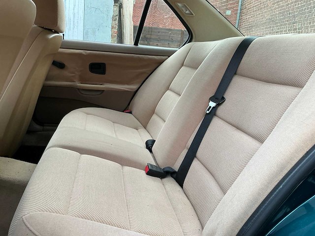 Bmw 320i - 1994 - afbeelding 4 van  31