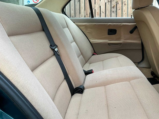 Bmw 320i - 1994 - afbeelding 8 van  31