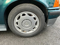 Bmw 320i - 1994 - afbeelding 16 van  31