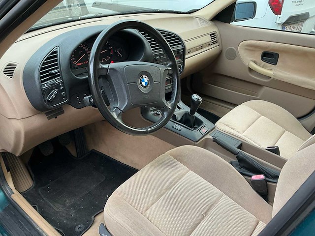Bmw 320i - 1994 - afbeelding 28 van  31
