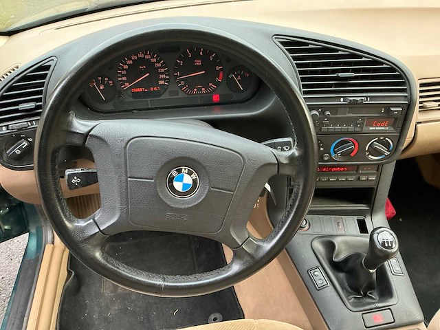 Bmw 320i - 1994 - afbeelding 29 van  31