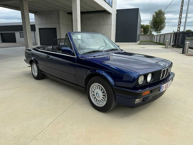 Bmw 320i e30 cabrio - afbeelding 1 van  37