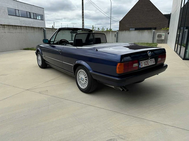 Bmw 320i e30 cabrio - afbeelding 32 van  37