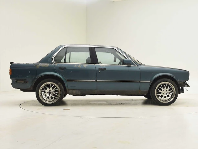 Bmw 323 - afbeelding 23 van  30