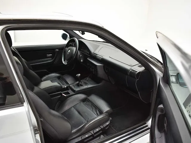 Bmw 323ti compact - afbeelding 22 van  51