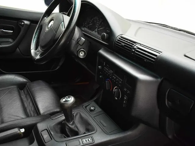 Bmw 323ti compact - afbeelding 28 van  51