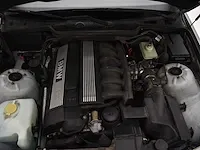 Bmw 323ti compact - afbeelding 35 van  51
