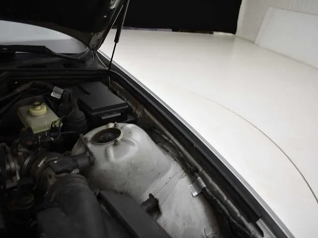 Bmw 323ti compact - afbeelding 36 van  51