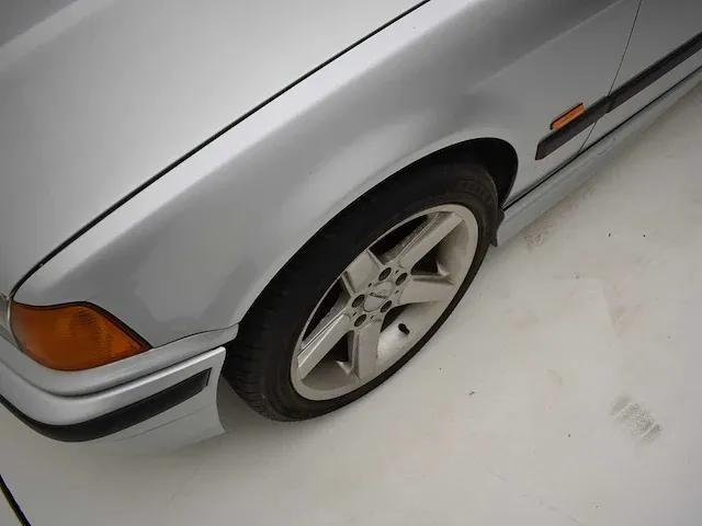 Bmw 323ti compact - afbeelding 42 van  51