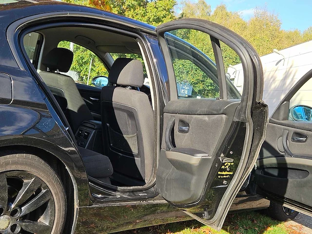 Bmw 325i automatic - afbeelding 15 van  56