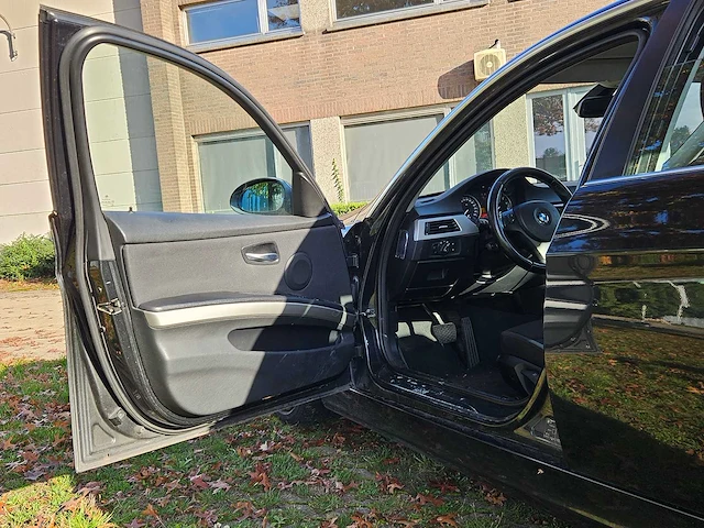 Bmw 325i automatic - afbeelding 25 van  56