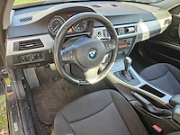 Bmw 325i automatic - afbeelding 26 van  56