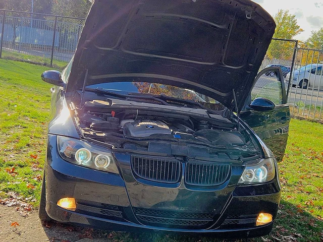 Bmw 325i automatic - afbeelding 40 van  56