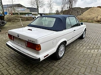 Bmw 325i cabrio - classic cars >15 - 1990 - afbeelding 2 van  35