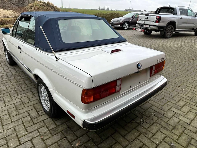 Bmw 325i cabrio - classic cars >15 - 1990 - afbeelding 6 van  35