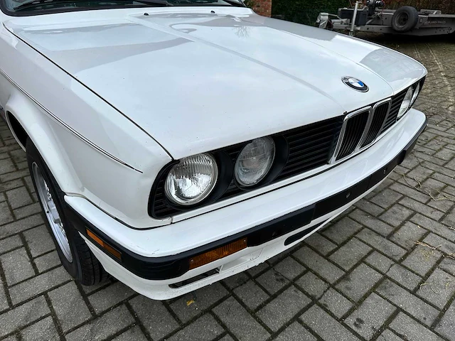 Bmw 325i cabrio - classic cars >15 - 1990 - afbeelding 15 van  35