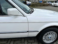 Bmw 325i cabrio - classic cars >15 - 1990 - afbeelding 18 van  35