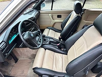 Bmw 325i cabrio - classic cars >15 - 1990 - afbeelding 22 van  35