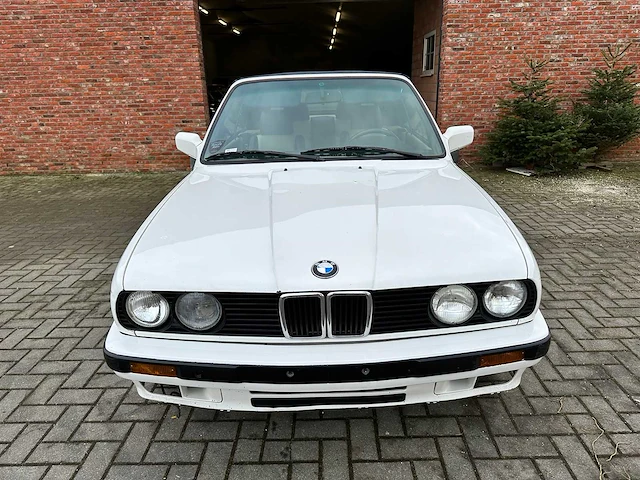 Bmw 325i cabrio - classic cars >15 - 1990 - afbeelding 30 van  35