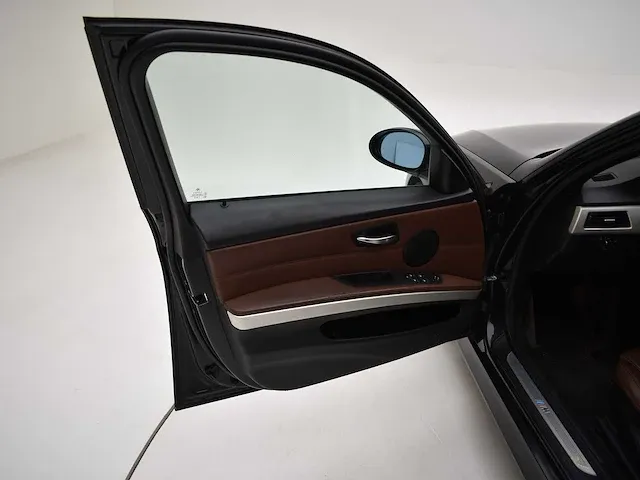 Bmw 325i e91 m-pack 2007 - afbeelding 2 van  40