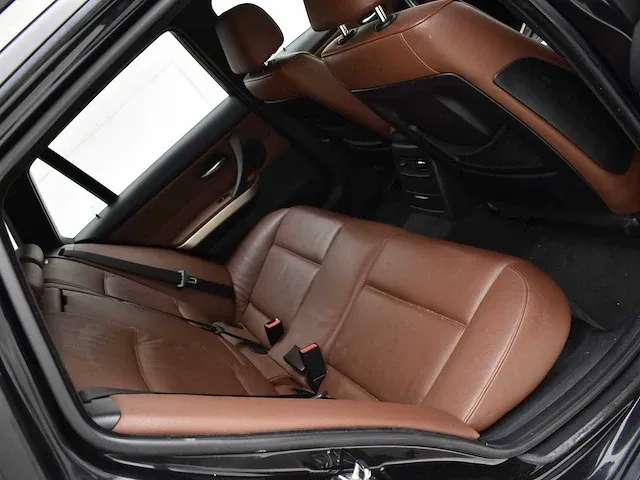 Bmw 325i e91 m-pack 2007 - afbeelding 17 van  40