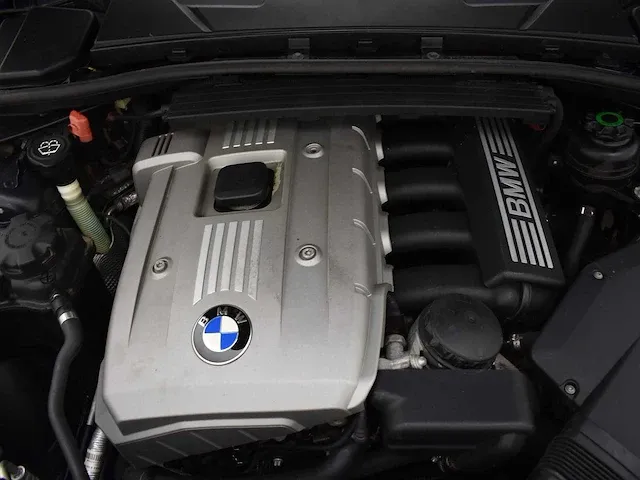 Bmw 325i e91 m-pack 2007 - afbeelding 24 van  40