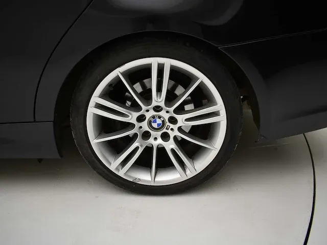 Bmw 325i e91 m-pack 2007 - afbeelding 31 van  40