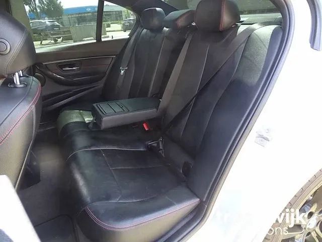 Bmw 328i automatic (m performance parts) - afbeelding 28 van  59