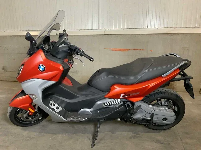 Bmw 3c65 scooter - afbeelding 13 van  15